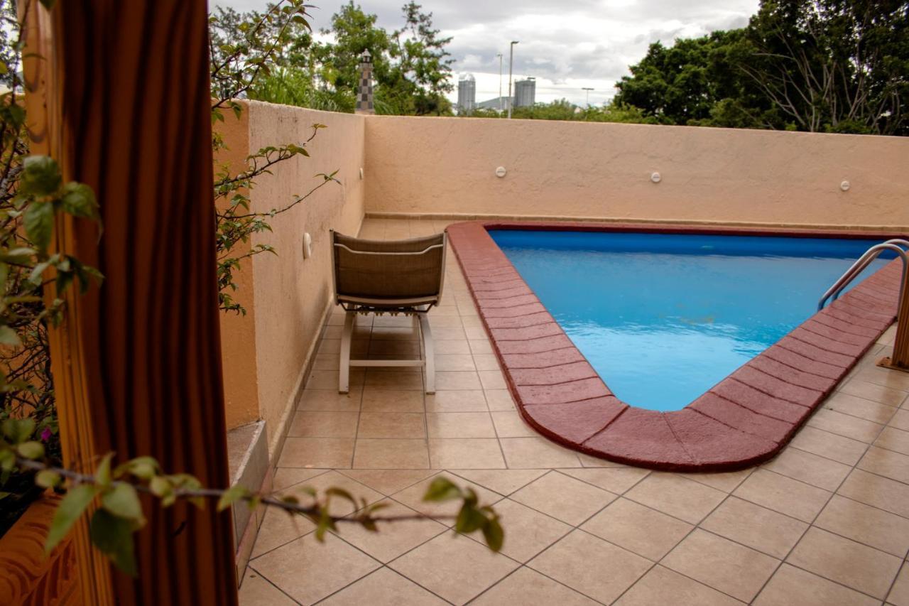 Hotel Santa Irene Guadalajara Exterior foto